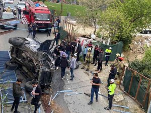 Sarıyer’de Zırhlı Polis Aracı Kaza Yaptı: 2 Polis Yaralı