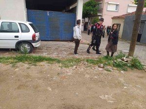 Birlikte Alkol Aldığı Arkadaşını Bıçakladı