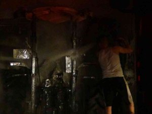 Traktör Tamir Atölyesinde Çıkan Yangın Korkuttu