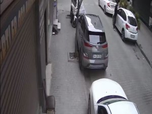 Cam Parçasıyla Onlarca Aracı Çizdi