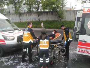 Avcılar’da Hurda Deposunda Yangın: 2 Kişi Dumandan Etkilendi
