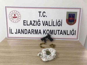 Elazığ’da Ruhsatsız Tabanca Ele Geçirildi: 1 Gözaltı