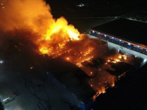 Rusya’da Matbaa Deposunda Yangın