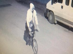 Minibüsten Hırsızlık Güvenlik Kameralarına Yansıdı