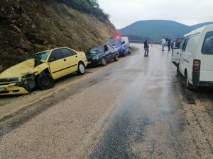 Eskişehir’de Trafik Kazası: 2 Yaralı