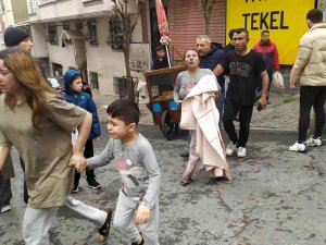 Bağcılar’da Yangına Uykuda Yakalandılar