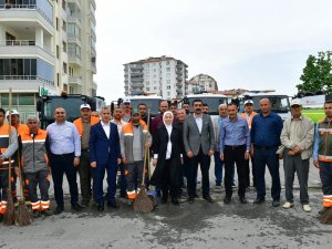 Yeşilyurt Belediyesinin Araç Filosu Yenileniyor