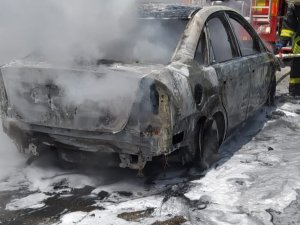 Seyir Halindeki Otomobil Alev Alev Yandı