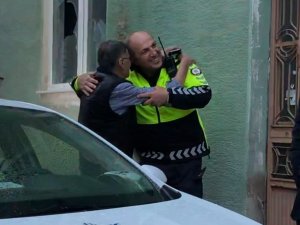 Alkollü Sürücü Polise Sarılarak Bayramlaştı