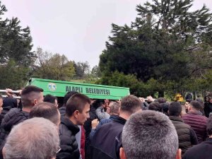 Bayrama Ziyaretinde Kazada Ölen Sürücü Toprağa Verildi