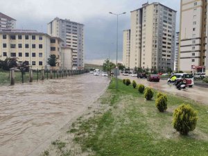 Kayseri’ye Sağanak Yağış Uyarısı