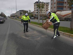 Polis Ekiplerinden Örnek Duyarlılık