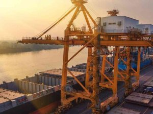 Erzurum’dan 3 Ayda 15.2 Milyon Dolarlık Dış Ticaret