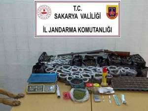 Ev Değil, Uyuşturucu İmalathanesi