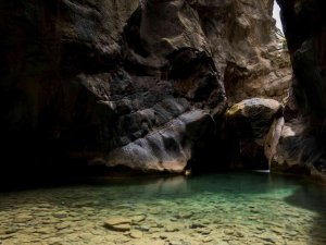 Spil Dağı’nın Saklı Kanyonu Fotoğrafçıların İlgi Odağı Oldu