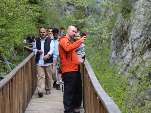 Dünyanın En Derin İkinci Kanyonuna Bayram Tatilinde Ziyaretçi Akını