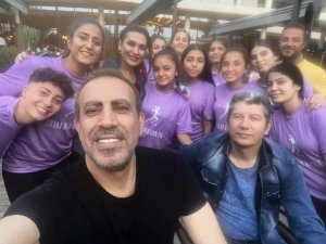 Haluk Levent, Tarladan Şampiyonluğa Uzanan Futbolcu Kızlarla Bir Araya Geldi