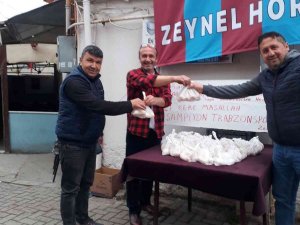Trabzonspor Şampiyon Olunca 41 Poşet Yumurta Dağıttı