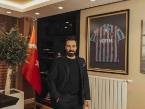 Süleyman Adanur: "Trabzonspor’un Şampiyonluğu Dünya Çapında Trabzon Kentine, İnsanına Yakışır Şekilde Kutlandı"