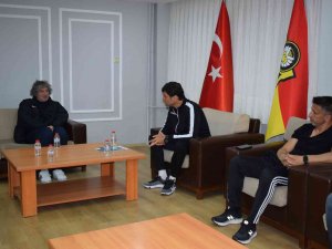 Yeni Malatyaspor’da Bayramlaşma Töreni