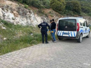 İ̇zmir’de Pompalı Tüfekli Komşu Kavgası: 1 Yaralı