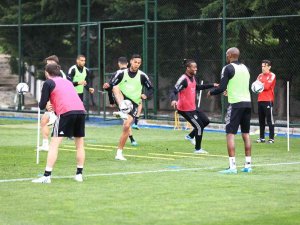 Beşiktaş’ta Fenerbahçe Maçı Hazırlıkları Başladı