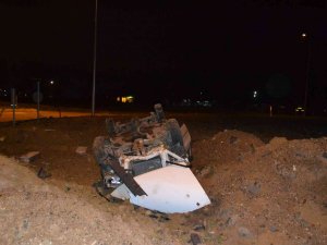 Alkollü Sürücü Takla Atan Otomobilden Burnu Bile Kanamadan Çıktı