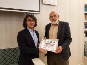 Prof. Dr. Kavukcu: “Performans Toplumun Geleceğini Kurgulamaktır”