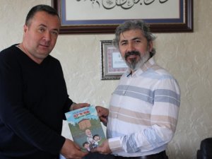 "Leblebi Kokulu Şehir" Kitap Severler İle Buluştu