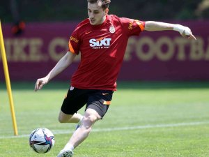 Galatasaray, Başakşehir Maçı Hazırlıklarını Sürdürdü