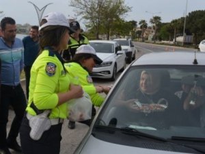 Aliağa Polisinden Bayramda Şok Uygulamalar: Aranan 18 Şahıs Yakalandı