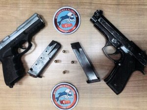Kırklareli’nde Aranması Olan 23 Şahıs Yakalandı: Ruhsatsız Tabanca Ve Av Tüfeği Ele Geçirildi