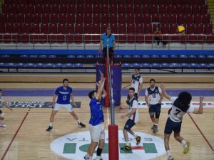 Afyonkarahisar’da Voleybol Genç Erkekler Play Off Müsabakaları Sona Erdi
