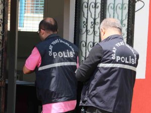 Gazi Derneği’ne Giren Hırsıza Seslendiler: "Gazi Maaşımızı Vermeye Hazırız, Çok Önemli Arşivlerimiz Var Geri Getirin"