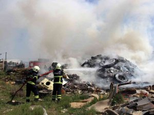 Büyükşehir İ̇tfaiyesi Bayramda 54 Olaya Müdahale Etti