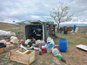 Tarım İşçilerini Taşıyan Minibüs Devrildi: 12 Yaralı