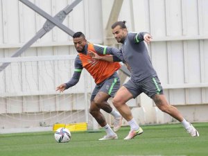Konyaspor’da Antalyaspor Maçı Hazırlıkları Devam Ediyor