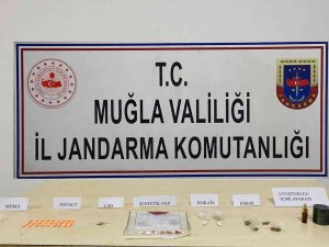 Villada Uyuşturucu Partisine Operasyon