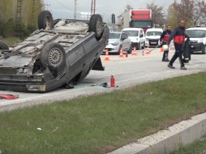 Otomobil Takla Attı: 1 Yaralı