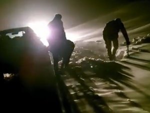 Mayıs Ayında Kar Ve Tipide Mahsur Kalan Doktorlar Kurtarıldı