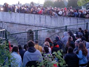 Binlerce Kişi Kakava Hıdırellez Şenliğine Gece Saat 04.00’te Akın Etti, Gün Ağarıncaya Kadar Eğlendi