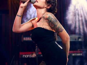 Melek Mosso, Festivalde Mersinli Hayranlarıyla Buluşacak