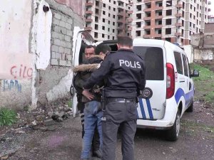 Metruk Binadaki Hırsızlık Şüphelisi Suçüstü Yakalandı