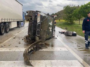 D-100’de Kontrolden Çıkan Cip Takla Attı: 1 Ölü, 2 Yaralı