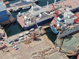 Tuzla’da Gemide Karbondioksit Sızıntısı Oldu, 4 İşçi Zehirlendi