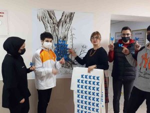 Öğretmenler, Srebrenitsa Katliamına Mavi Kelebekler İle Dikkat Çekti