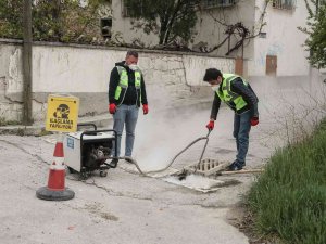 Kütahya’da Sivrisinek Ve Karasinek Üremesi Kontrol Altına Alınıyor