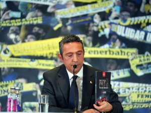 Ali Koç: "Fetö, Söz Konusu Fenerbahçe Olunca Mı Meşrulaşıyor? Neden Bu Pankart Hakkında Konuşmadınız? Bu Sorumsuzca Davrananlar, Başta Cumhurbaşkanımız Olmak Üzere, Bu Yapıya Karşı Mücadeleye Gölge Düşürmüyor Musunuz? Y