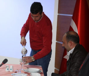 Rize Belediyesi Sosyal Tesisleri Çalışanlarına Hijyen Eğitimi Verildi