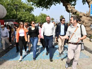 Çiğli Belediyesi’nden "Kadın Kadına" Tarihi Kemeraltı Gezisi